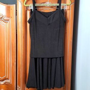 Chicos 2 pcs outfit. Skirt/tank top. Black. Top is medium (8) skirt is Small (4)